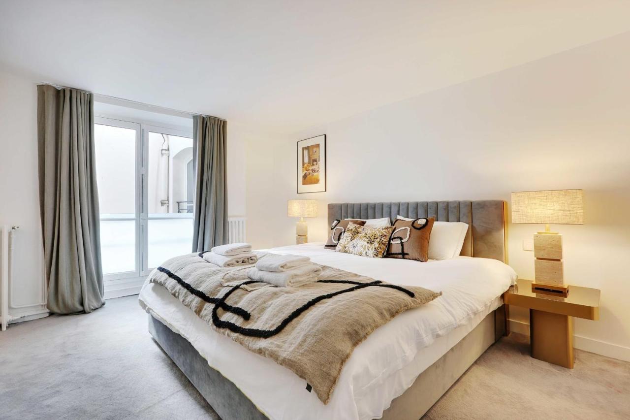 Appartement Elegant - 2bd-6p - Avenue Montaigne Parijs
