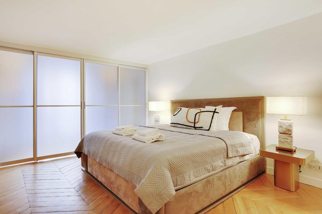 Appartement Elegant - 2bd-6p - Avenue Montaigne *